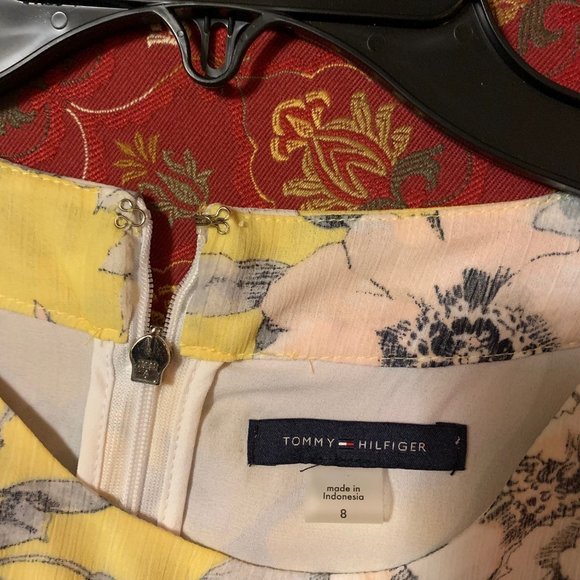Tommy Hilfiger, Dress. Size 8, Midi or Maxi, Floral. - Picture 11 of 12